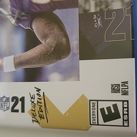 Playstation PS4 NFL Madden 21 Deluxe Edition Blu-Ray Disc - Picture 7 of 10